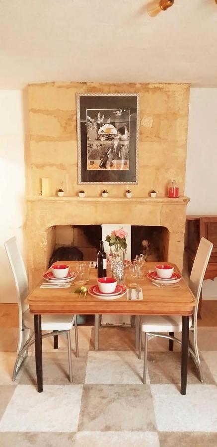 Franreal, 4 Appartements Sarlat-la-Caneda Exterior photo