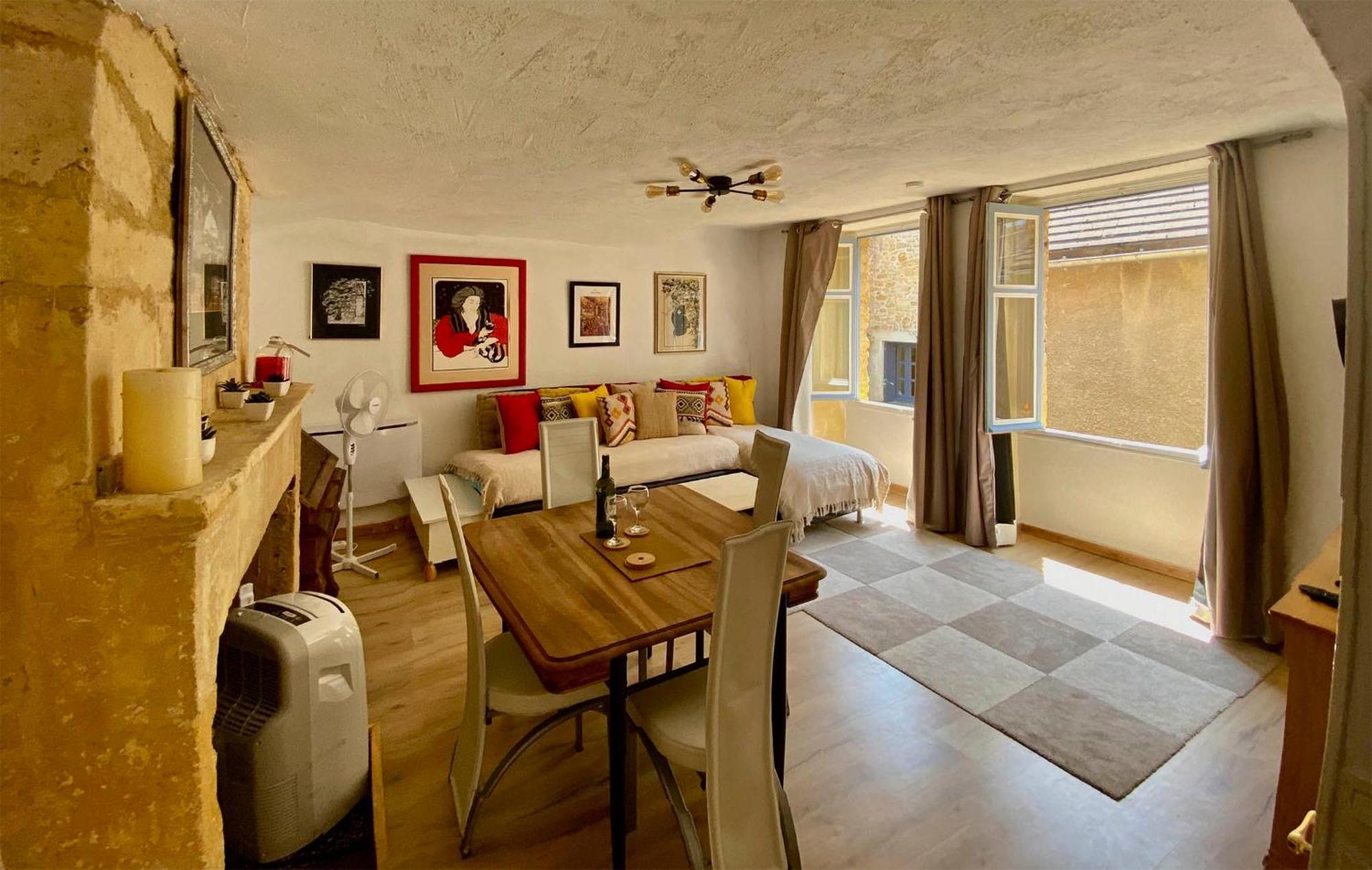 Franreal, 4 Appartements Sarlat-la-Caneda Exterior photo