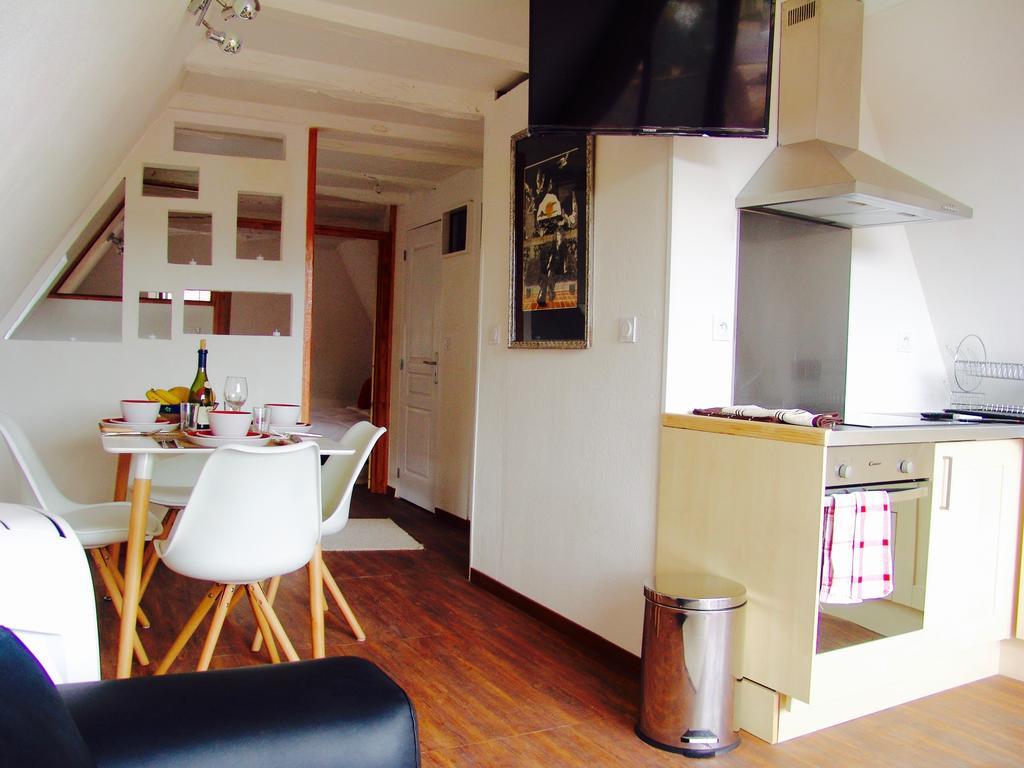 Franreal, 4 Appartements Sarlat-la-Caneda Exterior photo